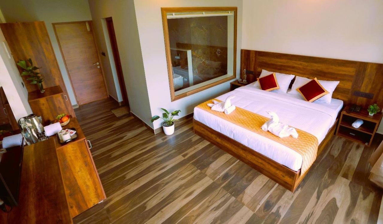 Velvet Revive Munnar Hotel Екстериор снимка